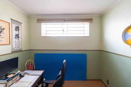 Casa à venda com 237m², 3 quartos e 4 vagasEscritório