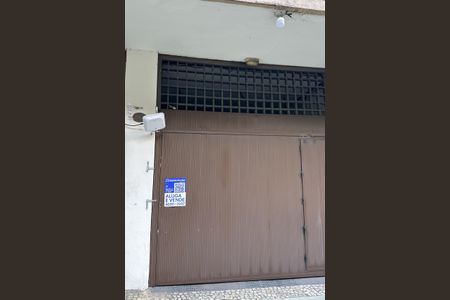 Apartamento à venda com 155m², 3 quartos e 1 vaga Apartamento à venda com 155m², 3 quartos e 1 vagaPlaquinha