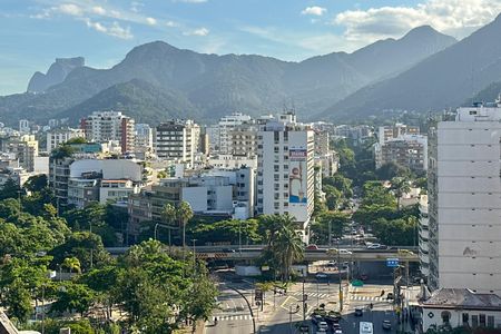 Apartamento à venda com 155m², 3 quartos e 1 vaga Apartamento à venda com 155m², 3 quartos e 1 vagaÁrea comum