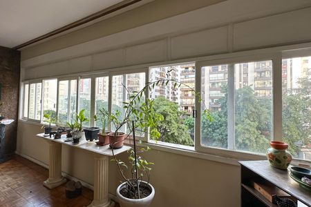 Apartamento à venda com 155m², 3 quartos e 1 vaga Apartamento à venda com 155m², 3 quartos e 1 vagaSala