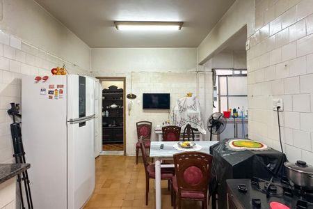 Apartamento à venda com 155m², 3 quartos e 1 vaga Apartamento à venda com 155m², 3 quartos e 1 vagaCozinha