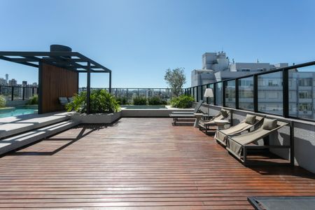 Apartamento à venda com 40m², 1 quarto e 1 vaga Apartamento à venda com 40m², 1 quarto e 1 vagaÁrea comum - Piscina