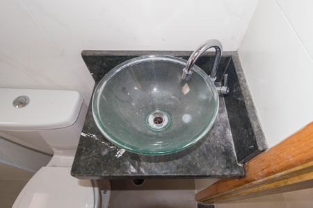 Apartamento à venda com 38m², 2 quartos e sem vaga Apartamento à venda com 38m², 2 quartos e sem vagaBanheiro