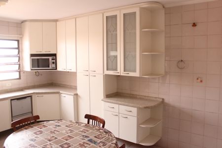 Casa à venda com 216m², 3 quartos e 4 vagasCozinha