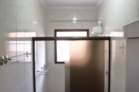 Casa à venda com 216m², 3 quartos e 4 vagasBanheiro Social