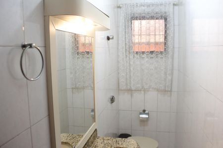 Casa à venda com 216m², 3 quartos e 4 vagasLavabo