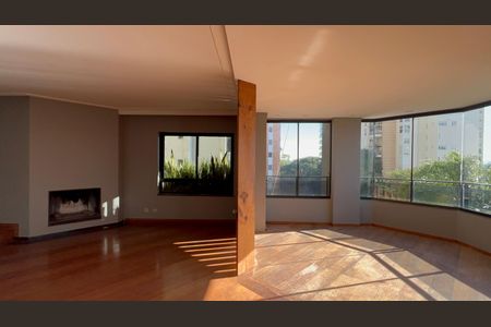 Apartamento à venda com 279m², 4 quartos e 4 vagas Apartamento à venda com 279m², 4 quartos e 4 vagasÁrea Gourmet