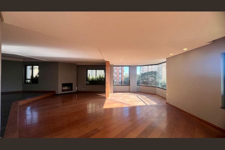 Apartamento à venda com 279m², 4 quartos e 4 vagas Apartamento à venda com 279m², 4 quartos e 4 vagasSala