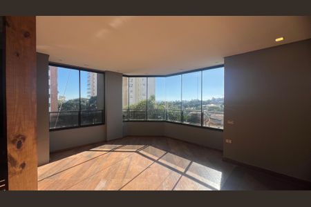 Apartamento à venda com 279m², 4 quartos e 4 vagas Apartamento à venda com 279m², 4 quartos e 4 vagasSala
