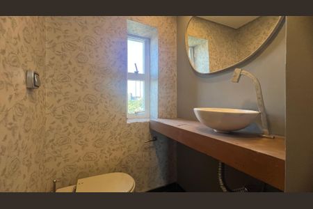 Apartamento à venda com 279m², 4 quartos e 4 vagas Apartamento à venda com 279m², 4 quartos e 4 vagasLavabo