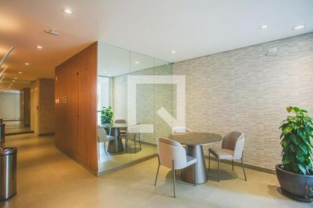 Studio à venda com 26m², 1 quarto e 1 vaga Studio à venda com 26m², 1 quarto e 1 vagaHall social