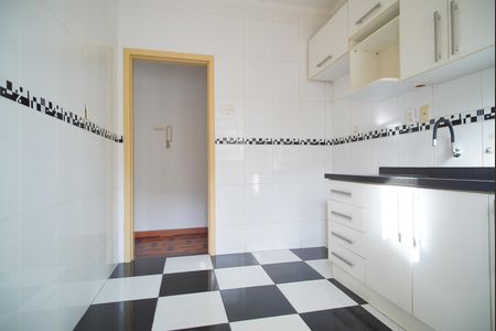 Apartamento à venda com 77m², 2 quartos e sem vagaCozinha