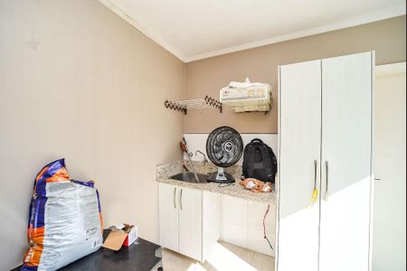 Casa à venda com 240m², 3 quartos e 2 vagas Casa à venda com 240m², 3 quartos e 2 vagasÁrea de Serviço/Cobertura