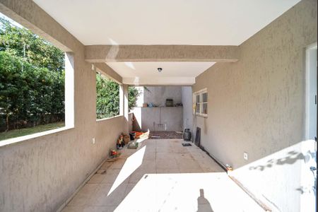 Casa à venda com 240m², 3 quartos e 2 vagas Casa à venda com 240m², 3 quartos e 2 vagasGaragem