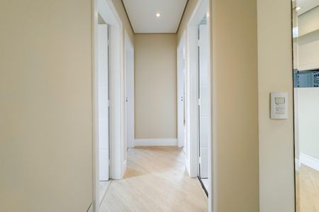 Apartamento à venda com 74m², 3 quartos e 2 vagasCorredor