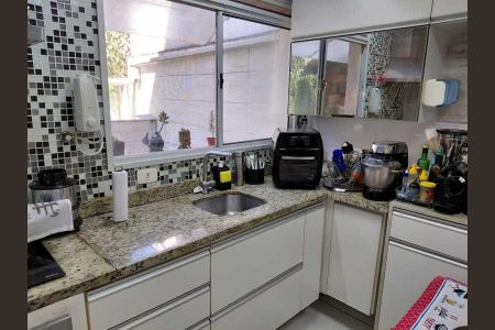 Casa de condomínio à venda com 126m², 5 quartos e 3 vagas