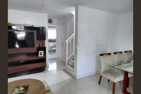 Casa de condomínio à venda com 126m², 5 quartos e 3 vagas