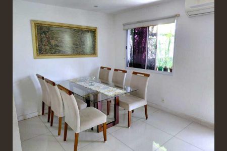 Casa de condomínio à venda com 126m², 5 quartos e 3 vagas