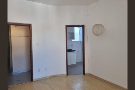 Apartamento à venda com 56m², 2 quartos e sem vaga