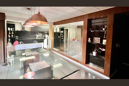 Apartamento à venda com 190m², 4 quartos e 3 vagas