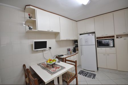 Casa à venda com 100m², 3 quartos e 2 vagasCozinha