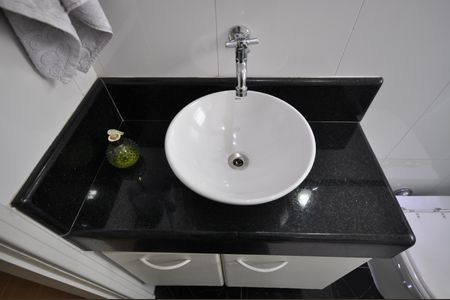 Casa à venda com 100m², 3 quartos e 2 vagasBanheiro Social