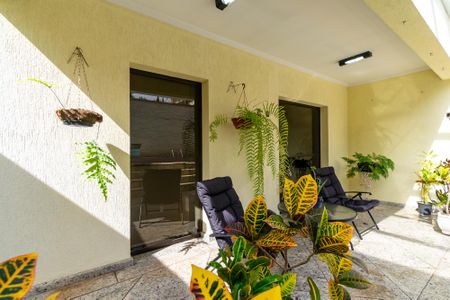 Casa à venda com 298m², 4 quartos e 3 vagasVaranda 