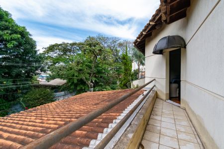 Casa à venda com 298m², 4 quartos e 3 vagasSacada da Suíte 1