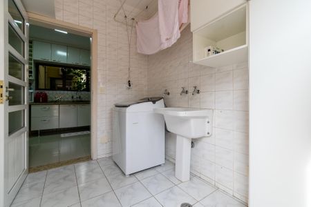 Casa à venda com 298m², 4 quartos e 3 vagasÁrea de Serviço