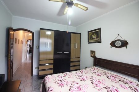 Casa à venda com 220m², 4 quartos e 2 vagasQuarto 2