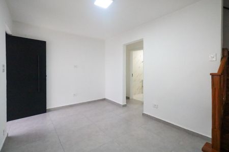 Casa à venda com 100m², 2 quartos e 1 vaga Casa à venda com 100m², 2 quartos e 1 vagaSala