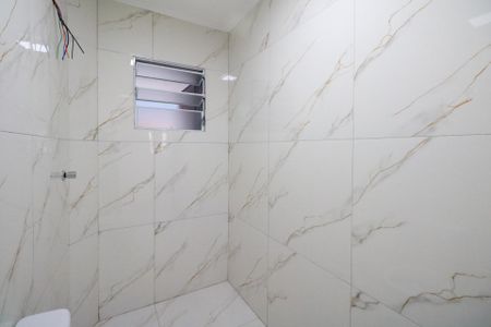 Casa à venda com 100m², 2 quartos e 1 vaga Casa à venda com 100m², 2 quartos e 1 vagaBanheiro Social