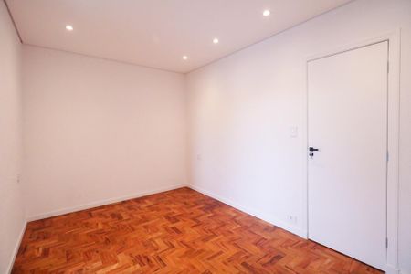 Casa à venda com 100m², 2 quartos e 1 vaga Casa à venda com 100m², 2 quartos e 1 vagaSuíte