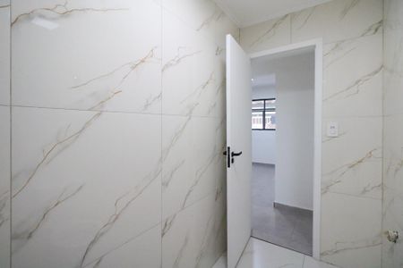 Casa à venda com 100m², 2 quartos e 1 vaga Casa à venda com 100m², 2 quartos e 1 vagaBanheiro Social