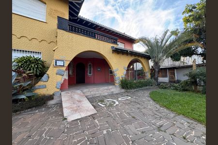 Casa à venda com 472m², 6 quartos e 15 vagas Casa à venda com 472m², 6 quartos e 15 vagasÁrea comum