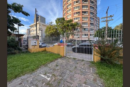 Casa à venda com 472m², 6 quartos e 15 vagas Casa à venda com 472m², 6 quartos e 15 vagasÁrea comum