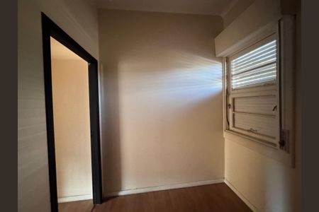 Casa à venda com 472m², 6 quartos e 15 vagas Casa à venda com 472m², 6 quartos e 15 vagasQuarto 5