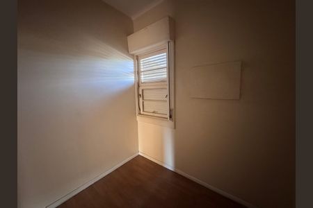 Casa à venda com 472m², 6 quartos e 15 vagas Casa à venda com 472m², 6 quartos e 15 vagasQuarto 5
