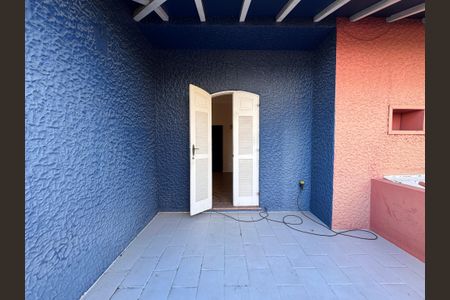 Casa à venda com 472m², 6 quartos e 15 vagas Casa à venda com 472m², 6 quartos e 15 vagasVaranda 2