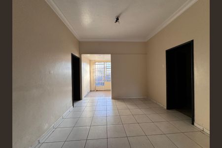 Casa à venda com 472m², 6 quartos e 15 vagas Casa à venda com 472m², 6 quartos e 15 vagasSala