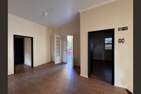 Casa à venda com 472m², 6 quartos e 15 vagas Casa à venda com 472m², 6 quartos e 15 vagasSala 2