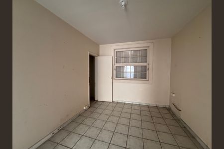 Casa à venda com 472m², 6 quartos e 15 vagas Casa à venda com 472m², 6 quartos e 15 vagasQuarto de Serviço
