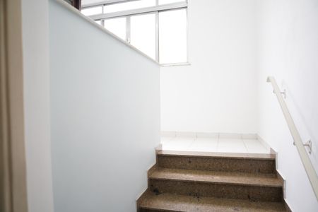 Casa à venda com 145m², 3 quartos e 1 vagaEscada