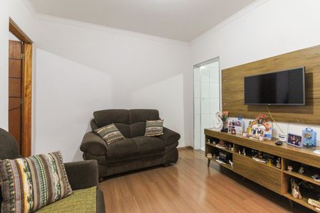 Casa à venda com 230m², 3 quartos e 2 vagas Casa à venda com 230m², 3 quartos e 2 vagasCasa 2 - Sala