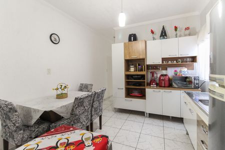 Casa à venda com 230m², 3 quartos e 2 vagas Casa à venda com 230m², 3 quartos e 2 vagasCozinha Casa 1