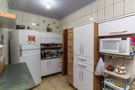 Casa à venda com 173m², 3 quartos e 2 vagas Casa à venda com 173m², 3 quartos e 2 vagasCozinha