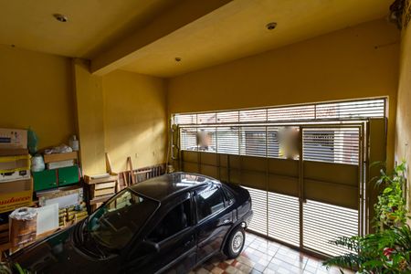 Casa à venda com 173m², 3 quartos e 2 vagas Casa à venda com 173m², 3 quartos e 2 vagasGaragem