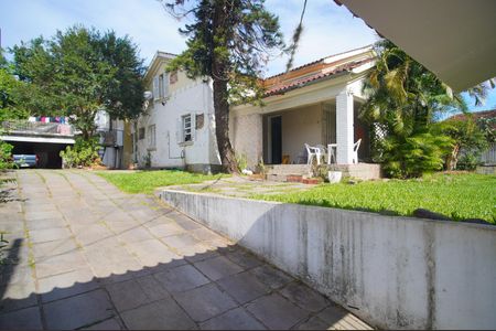 Casa à venda com 1470m², 2 quartos e 2 vagasEntrada