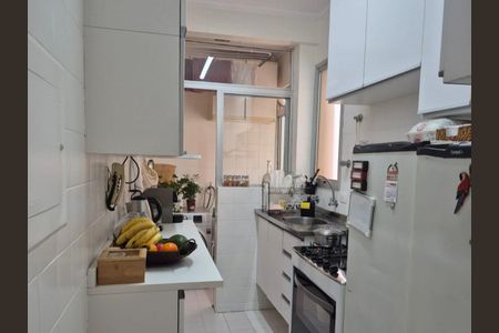 Apartamento à venda com 75m², 3 quartos e 1 vaga Apartamento à venda com 75m², 3 quartos e 1 vagaCozinha
