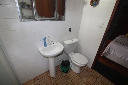 Casa à venda com 86m², 2 quartos e 1 vagaÁrea de Serviço - Banheiro